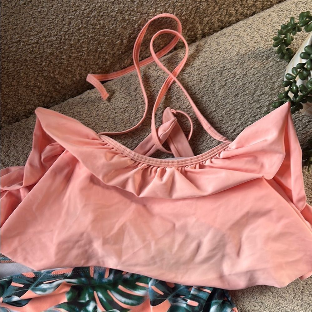 Pink Ruffle Bikini with Tropical Leaf Print - Picture 7 of 15